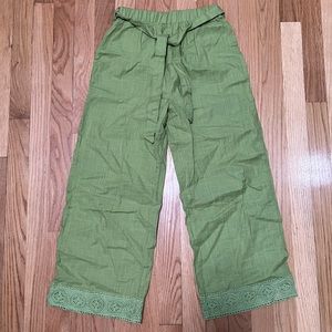 Green belted linen pants